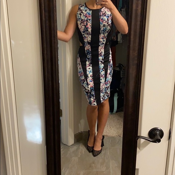 Fitted Marilyn Monroe dress - Picture 2 of 3